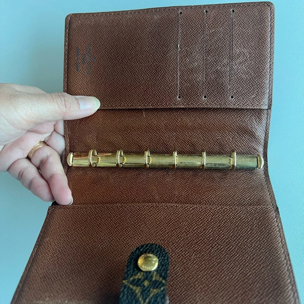 Louis Vuitton PM Size Agenda - Picture 6 of 10